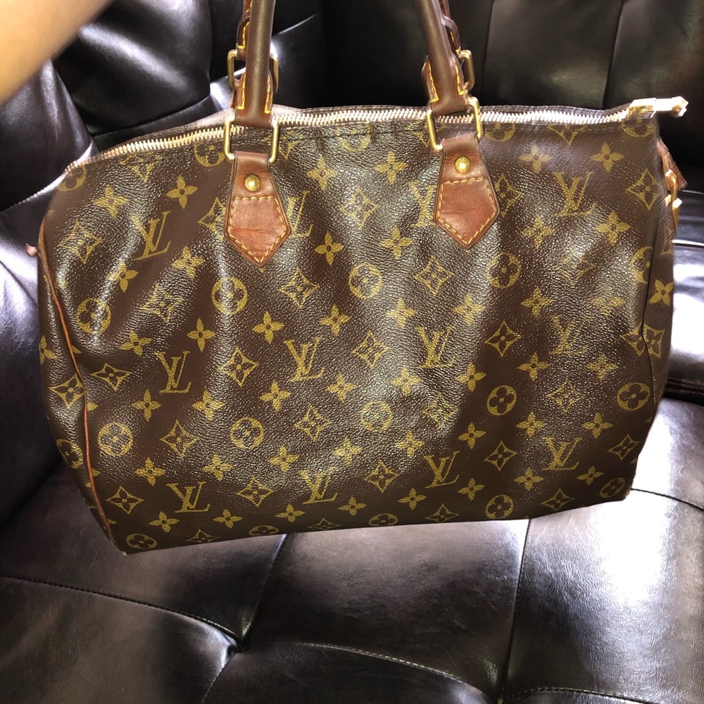 Purse - Picture 2 of 7